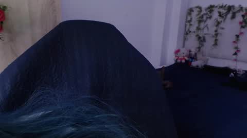 maddiie and clyde online show from October 17, 3:48 pm