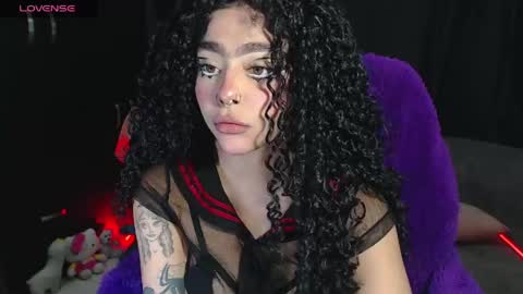maddiie and clyde online show from May 16, 3:09 am