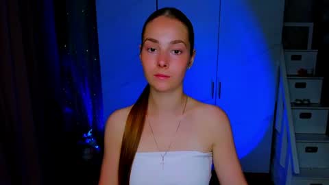 maddy_gate online show from July 29, 4:40 pm
