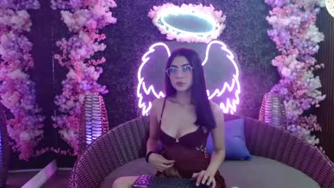 maddy_kind online show from July 5, 8:58 pm