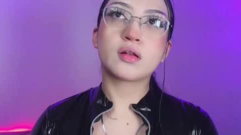 Snapshot of maddyghost chatting on September 25, 9:45 pm   Please followme and rate me your thumbs up online show from September 25, 9:45 pm