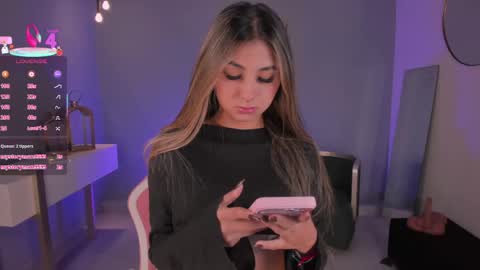 Maddy Owens online show from May 2, 11:02 am