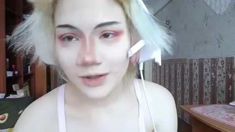 Alice Kaneki online show from March 17, 7:01 am