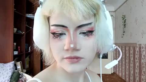 Alice Kaneki online show from March 13, 8:48 am