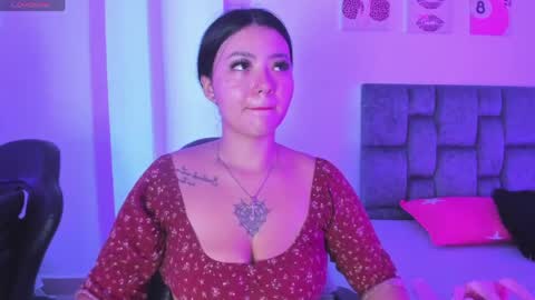 Madison Rosee online show from May 3, 12:25 am