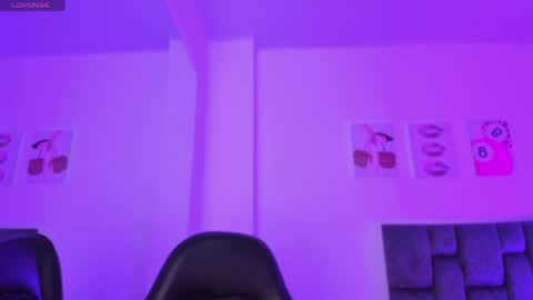 Madison Rosee online show from May 6, 12:58 am
