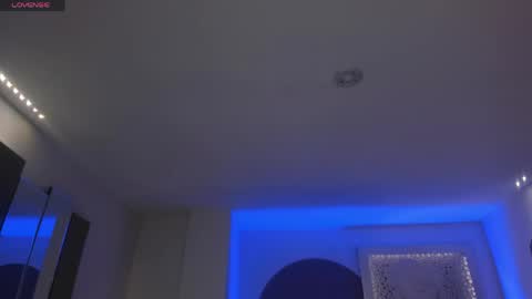 Maddi Collins online show from May 7, 8:23 pm