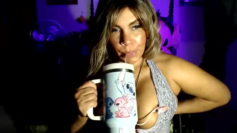 MadisonJayde online show from September 20, 4:44 am