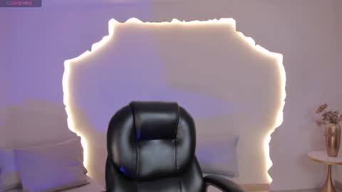Madison Kane online show from July 2, 9:04 am