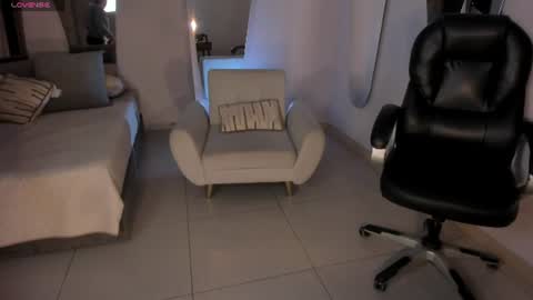 Madison Kane online show from July 7, 9:46 am