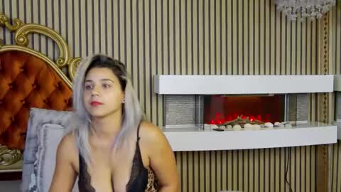 Snapshot of madisonrusso chatting on October 9, 7:23 am madisonrusso online show from October 9, 7:23 am