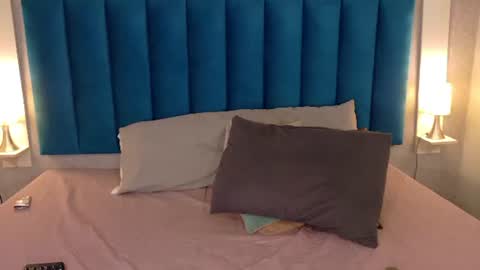 Madison Smith online show from June 14, 2:24 am
