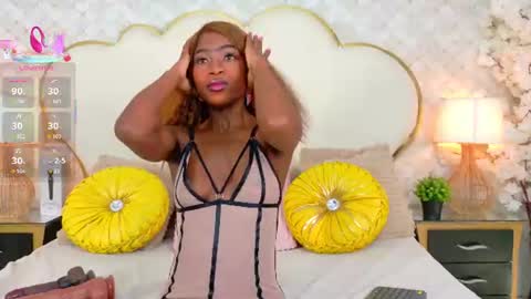 madissonbonny_ online show from July 27, 9:12 pm