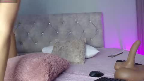    online show from July 25, 7:21 pm