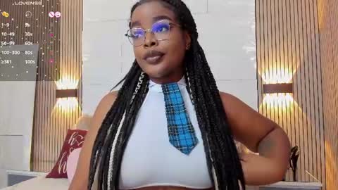 Madisson Lopez online show from June 30, 9:03 pm