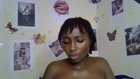 Maee online show from January 13, 11:31 pm