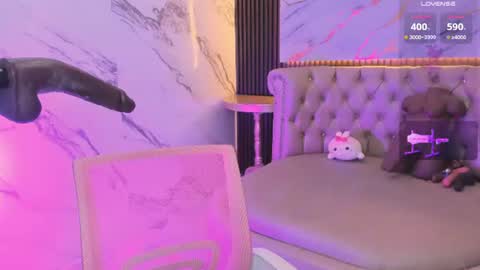 Mae online show from August 1, 4:25 am