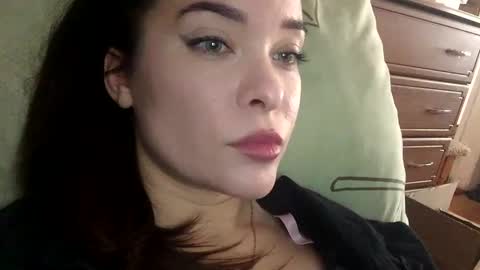 Snapshot of magggg658318 chatting on March 2, 10:47 am magggg658318 online show from March 2, 10:47 am