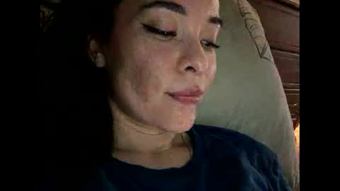 Snapshot of magggg658318 chatting on January 25, 1:03 pm magggg658318 online show from January 25, 1:03 pm