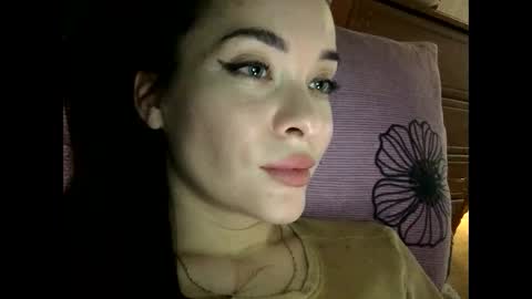 Snapshot of magggg658318 chatting on January 28, 11:17 am magggg658318 online show from January 28, 11:17 am