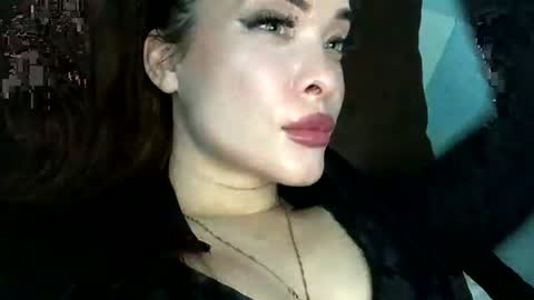 magggg658318 online show from June 20, 3:37 pm