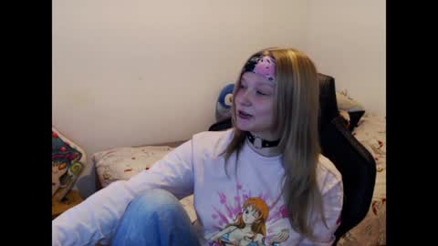 Snapshot of maggieswaggy chatting on January 9, 8:01 pm Magdalene Swaggy online show from January 9, 8:01 pm