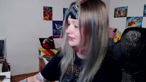 Snapshot of maggieswaggy chatting on October 10, 10:25 pm Magdalene Swaggy online show from October 10, 10:25 pm