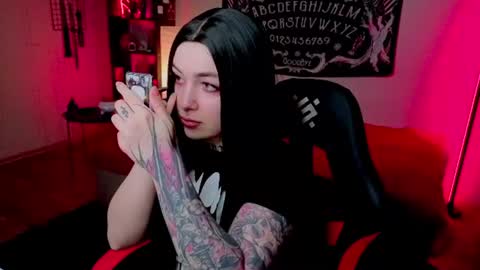 Magic Allie online show from July 27, 8:39 pm