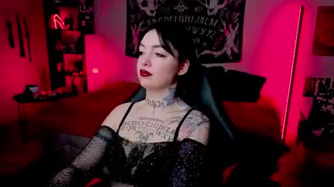 Magic Allie online show from June 18, 8:25 pm
