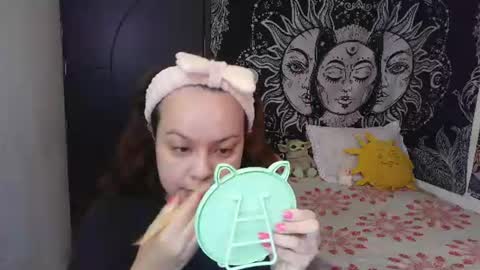 Claire online show from June 27, 11:44 am