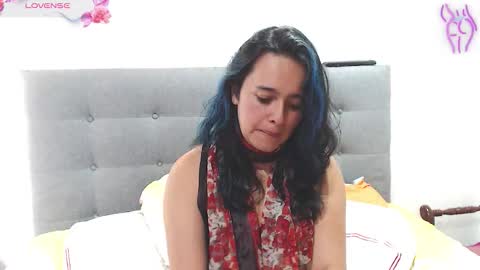 magic_stephany__ online show from March 6, 2:12 pm