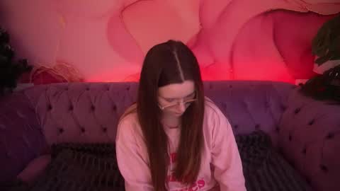 Emily online show from December 22, 1:36 pm