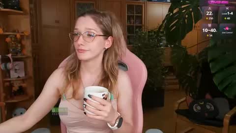 Snapshot of magicstylex chatting on October 6, 6:02 pm Nicole online show from October 6, 6:02 pm