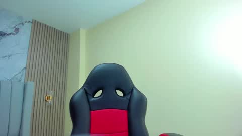 magievans1 online show from October 21, 12:31 pm