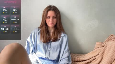 M I A online show from May 3, 10:18 am