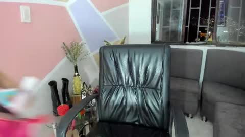   online show from July 5, 3:57 am