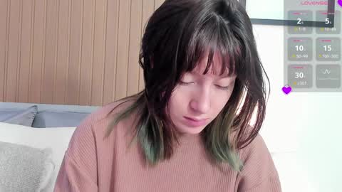 Snapshot of maibys_cute chatting on January 13, 3:45 am maibys online show from January 13, 3:45 am