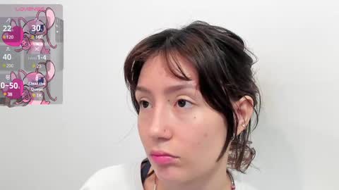 Snapshot of maibys_cute chatting on February 10, 3:46 am maibys online show from February 10, 3:46 am