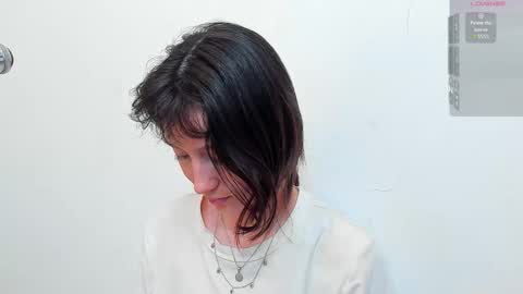 Snapshot of maibys_cute chatting on October 18, 3:42 am maibys online show from October 18, 3:42 am