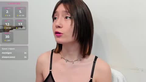 Snapshot of maibys_cute chatting on February 15, 4:25 am maibys online show from February 15, 4:25 am