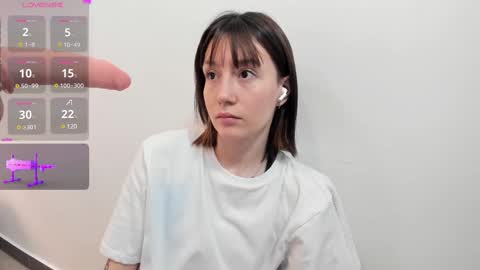 Snapshot of maibys_cute chatting on February 28, 3:48 am maibys online show from February 28, 3:48 am