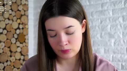 Lucy online show from January 13, 2:50 am