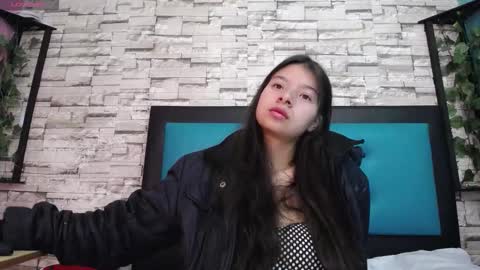 Snapshot of maily_can chatting on September 13, 12:35 pm MAILY CAN online show from September 13, 12:35 pm