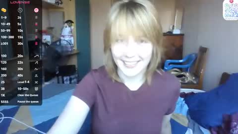 Evie online show from July 2, 3:29 pm