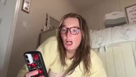 maisystellaxx online show from March 23, 2:18 am