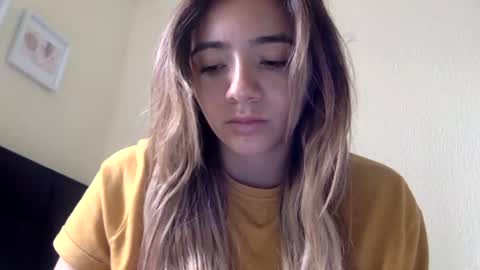 majo_gomezz online show from July 1, 5:34 pm