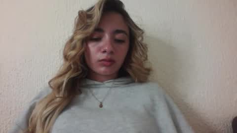 majo_gomezz online show from January 13, 11:31 pm