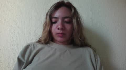 majo_gomezz online show from February 19, 9:24 pm