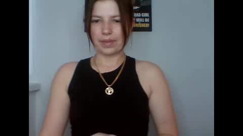 make_mesmile online show from June 9, 4:50 pm