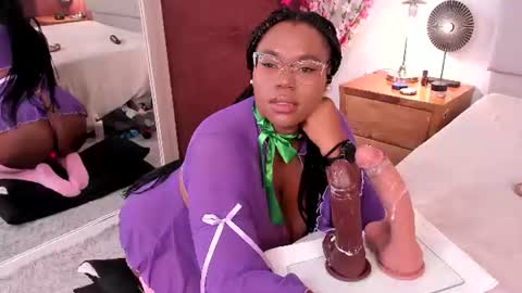 makena online show from July 17, 7:39 pm